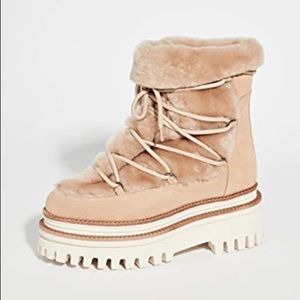 Paloma Barcelo Panama Boots EXCELLENT CONDITION (worn once in Park City) SIZE 37